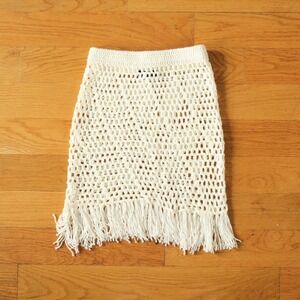Boohoo Crochet Mini Skirt Women White Fringe Festival Boho XS Beach Coverup
